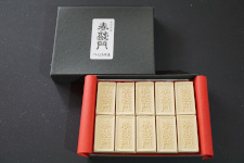 春敲門